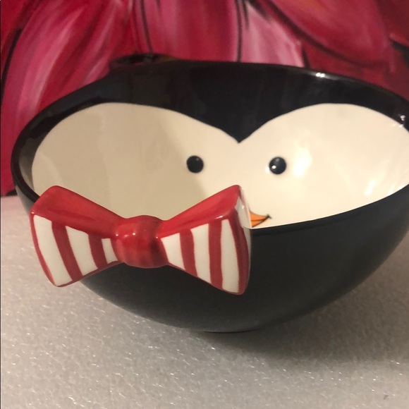 Grasslands Road ceramic Penguin bowl - Picture 4 of 17